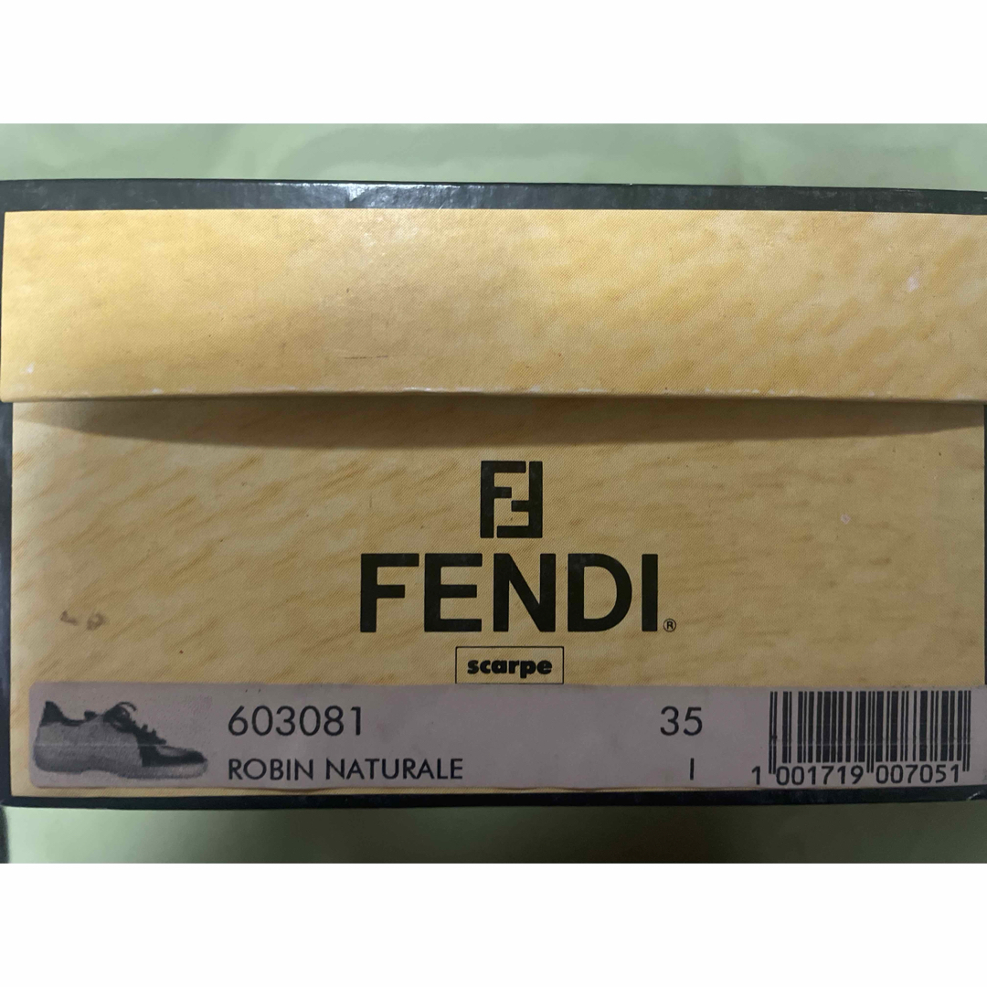 FENDI(フェンディ)のフェンディスニーカー レディースの靴/シューズ(スニーカー)の商品写真