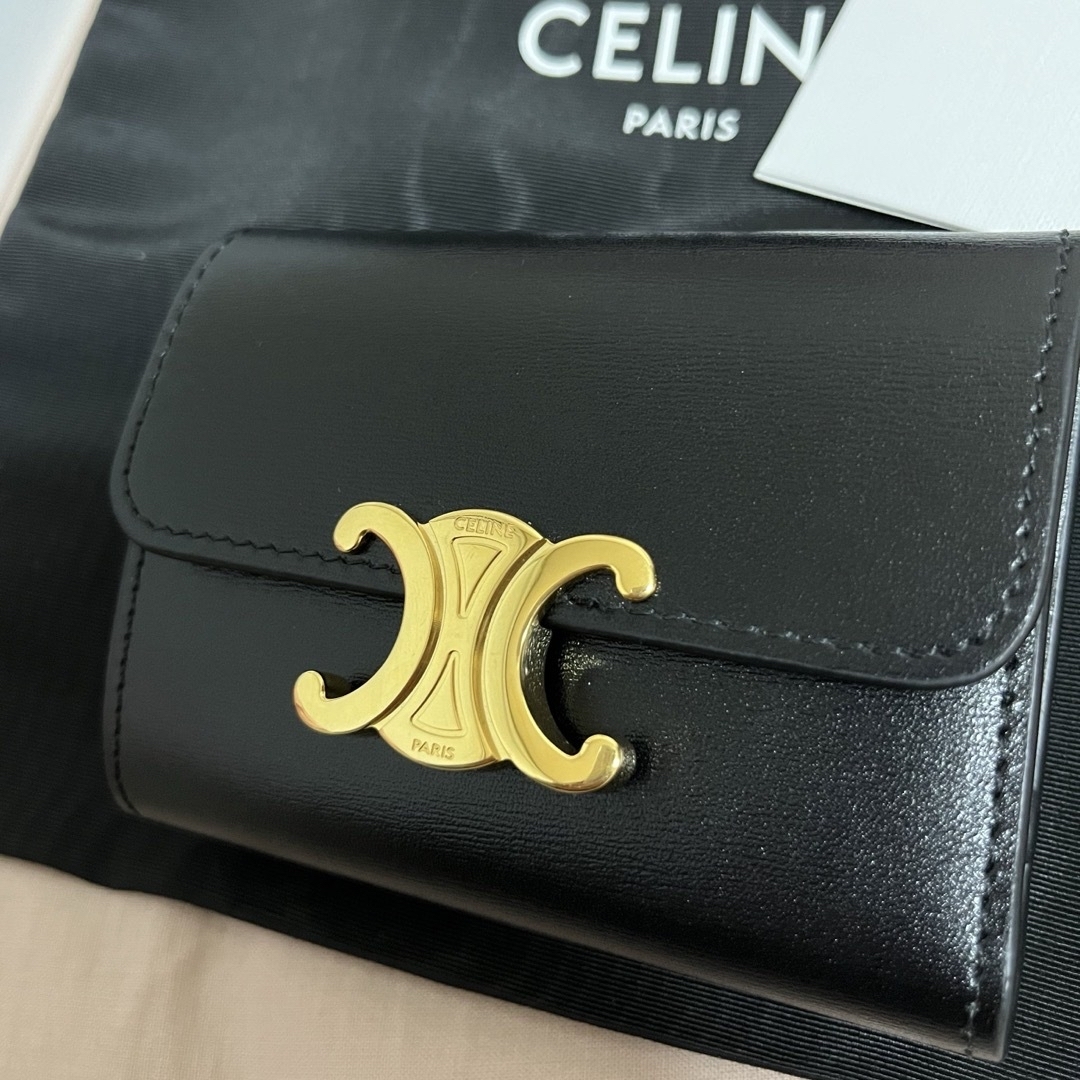 celine(セリーヌ)のセリーヌ CELINE 三つ折り財布 トリオンフ 公式 レディースのファッション小物(財布)の商品写真