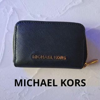 【美品】MICHAEL KORS 小銭入れ コインケース 黒レザー ロゴ金具(コインケース/小銭入れ)