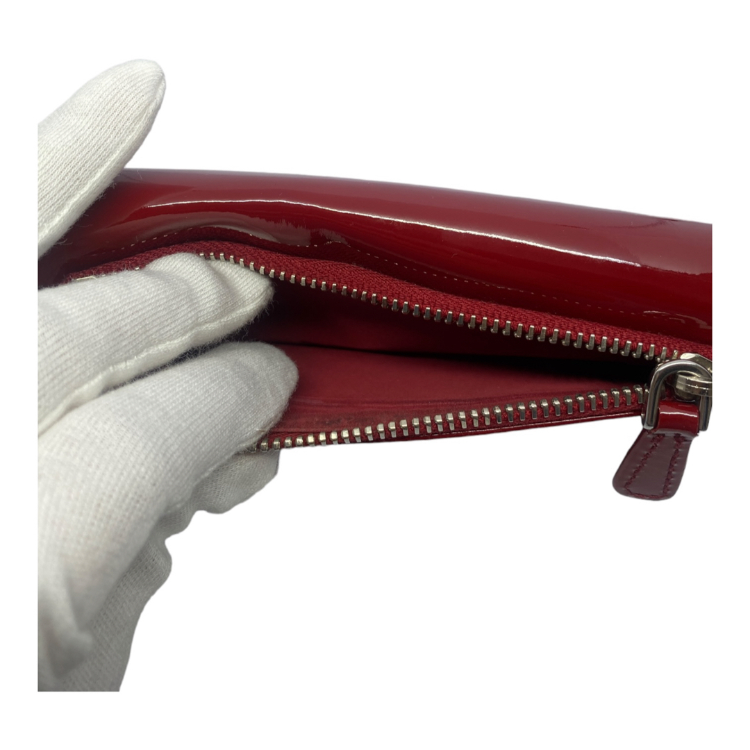 miumiu(ミュウミュウ)の【miumiu】ミュウミュウ　三つ折り財布　ボルドー レディースのファッション小物(財布)の商品写真