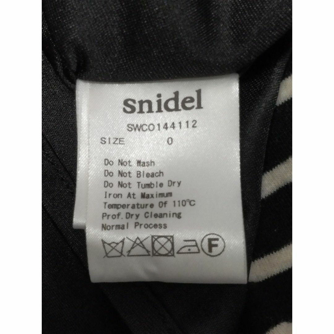 SNIDEL(スナイデル)のSNIDEL　 ノースリーブ　 ワンピース　ボーダー　 膝丈　Sサイズ　白黒 レディースのワンピース(ひざ丈ワンピース)の商品写真