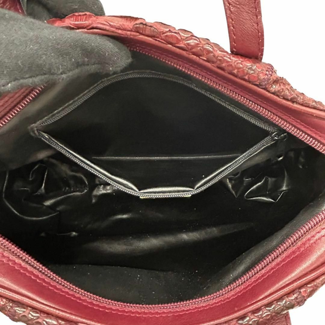 美品　Ricaf 蛇革　s4 ダイヤモンドパイソン　ハンドバッグ　赤系　レッド レディースのバッグ(ハンドバッグ)の商品写真