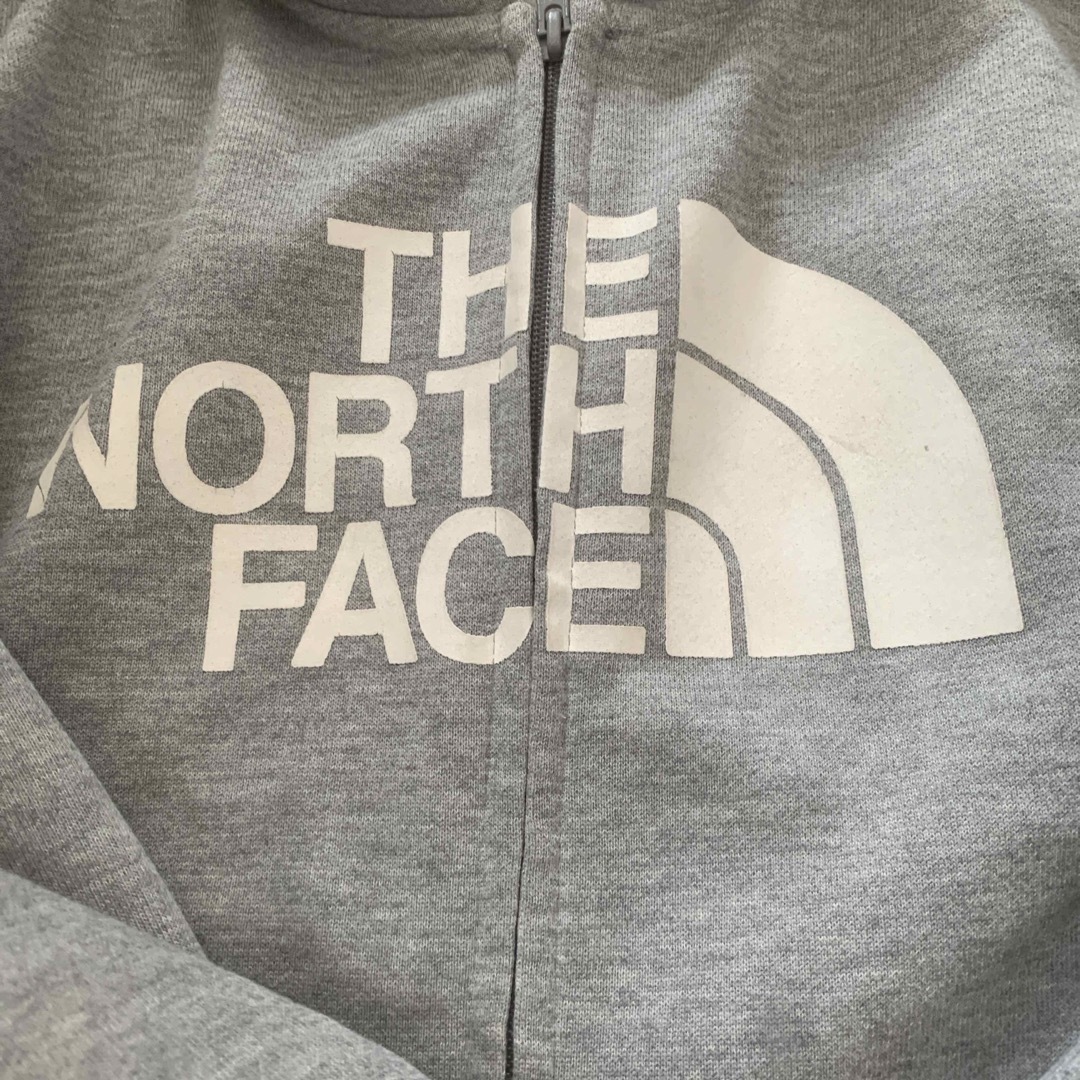 THE NORTH FACE(ザノースフェイス)の正規品　ノースフェイス   パーカー　140 キッズ/ベビー/マタニティのキッズ服男の子用(90cm~)(ジャケット/上着)の商品写真