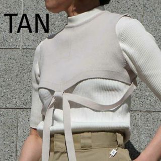 タン(THANN)のTAN テープドガムショートトップス(ベスト/ジレ)