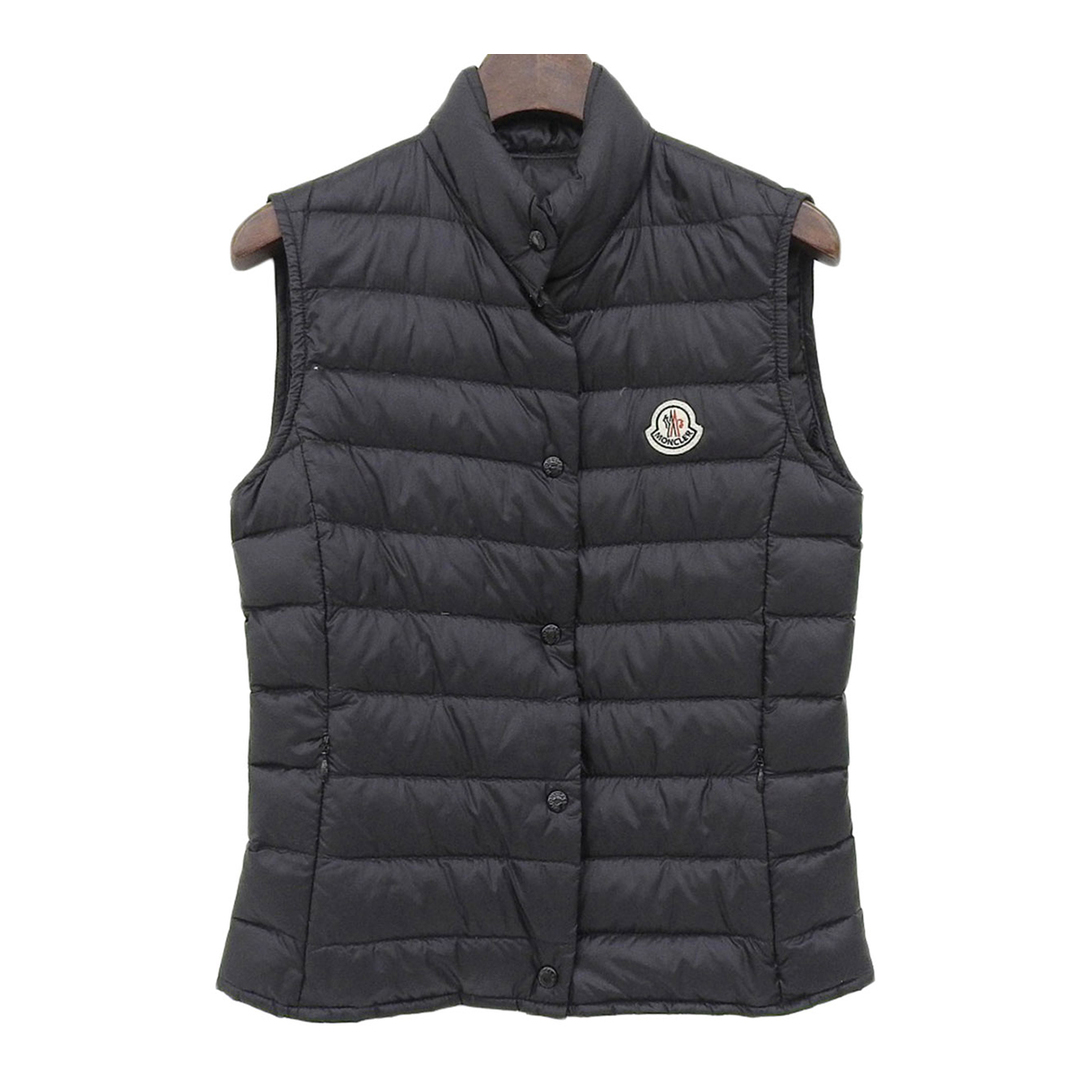 MONCLER(モンクレール)のモンクレール LIANE GILET ダウンベスト 48303 99 53048 レディース ブラック MONCLER 【中古】 【アパレル・小物】 レディースのジャケット/アウター(その他)の商品写真