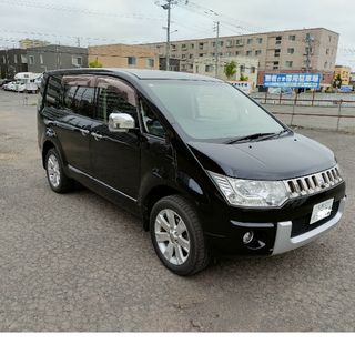 ミツビシ(三菱)の車検長期！ライト新品！デリカD5【シャモニー】　2008年　ブラック　7人乗り(車体)