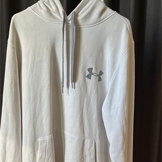 アンダーアーマー(UNDER ARMOUR)のメンズ　アンダーアーマー　パーカー(パーカー)