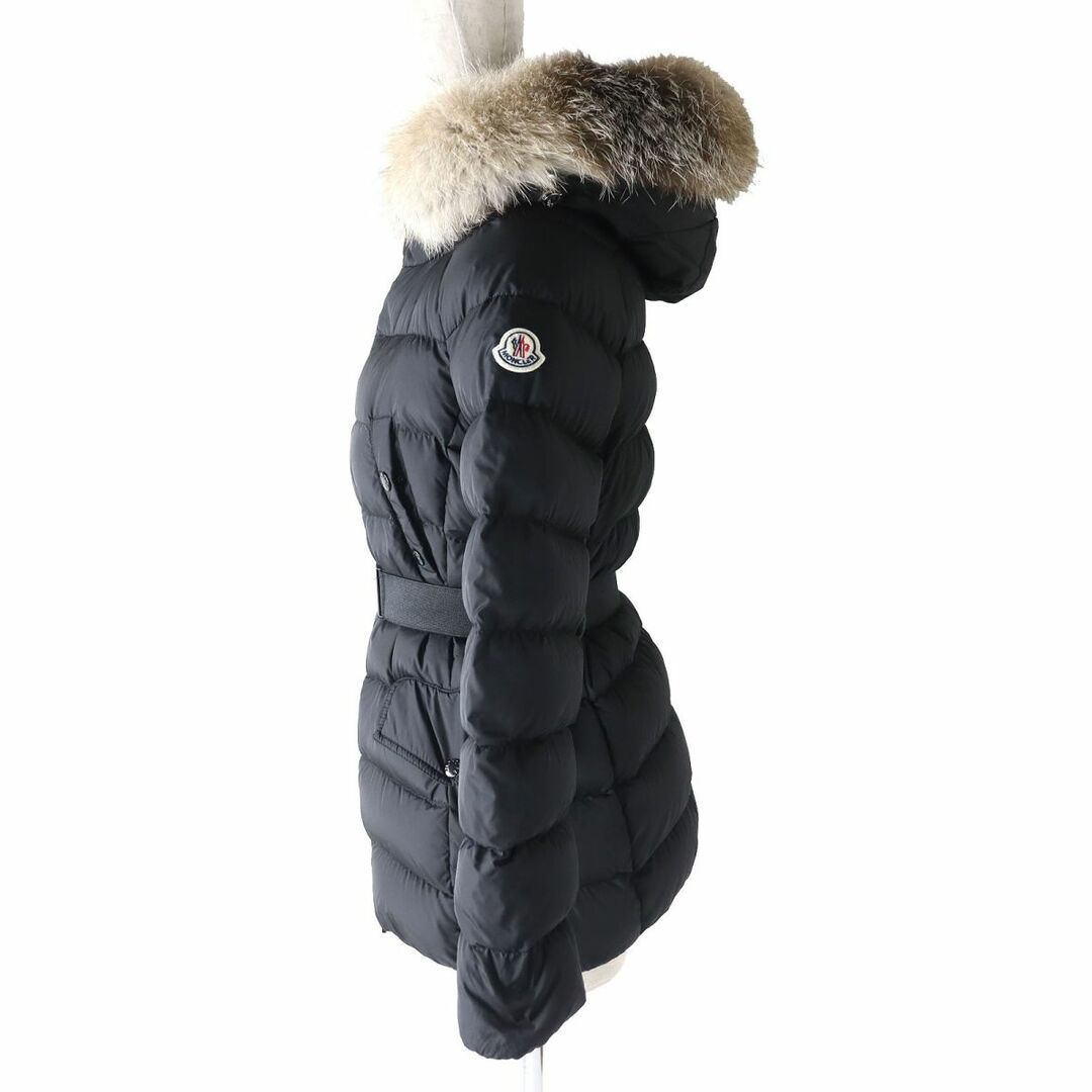 MONCLER(モンクレール)の極美品△正規品 MONCLER モンクレール CLION 2019年 ロゴワッペン・ブルーフロストフォックスファー・ベルト付き ダウンジャケット 黒 00 レディースのジャケット/アウター(ダウンジャケット)の商品写真