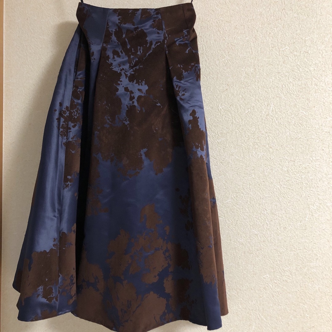 FRAY I.D(フレイアイディー)のフレイアイディー　フロッキープリントスカート レディースのスカート(ロングスカート)の商品写真