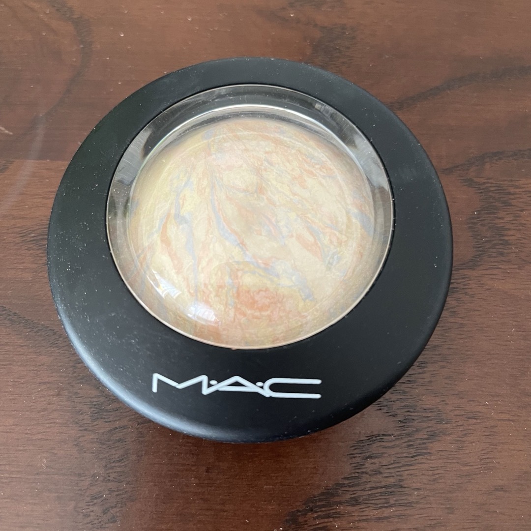 MAC(マック)のM.A.C ミネラライズスキンフィニッシュ　ライトスカペード コスメ/美容のベースメイク/化粧品(フェイスカラー)の商品写真