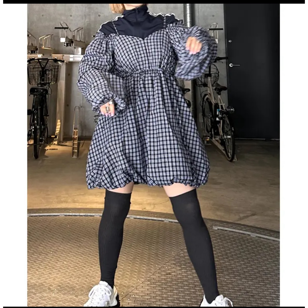 w closet(ダブルクローゼット)の最終価格【Alley】チェック柄バルーンシルエットミニワンピース レディースのワンピース(ミニワンピース)の商品写真