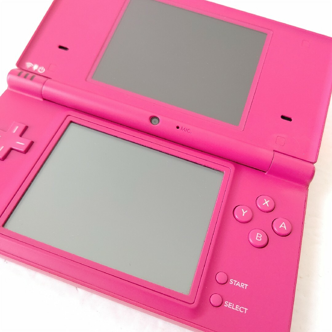 ニンテンドーDS(ニンテンドーDS)のNintendo　ニンテンドーDSi　ピンク　任天堂　ゲーム機 エンタメ/ホビーのゲームソフト/ゲーム機本体(携帯用ゲーム機本体)の商品写真