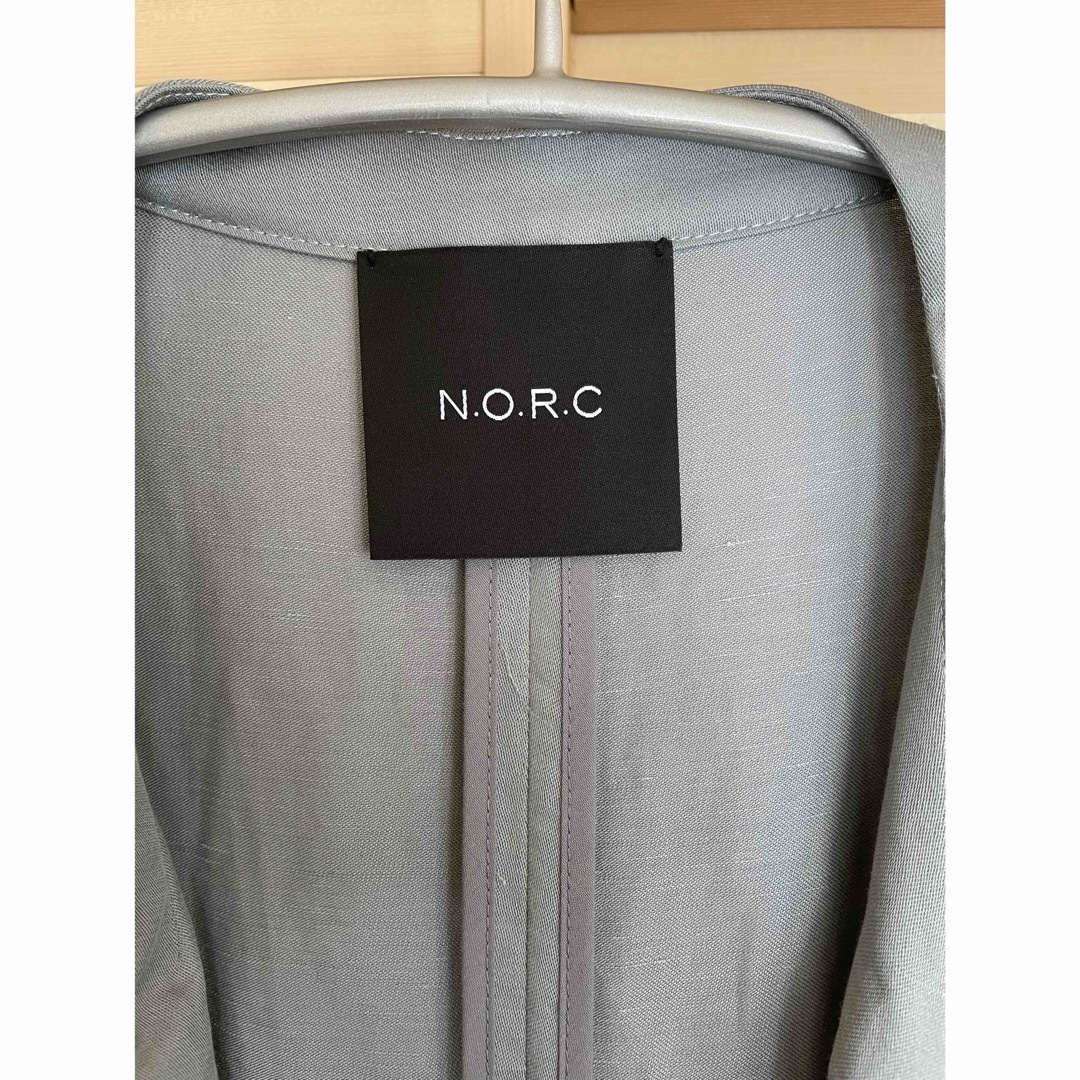 N.O.R.C(ノーク)のN.O.R.C ノーク　スプリングコート　スモーキーカラー　ロングコート レディースのジャケット/アウター(ロングコート)の商品写真