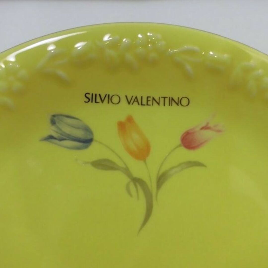 VALENTINO(ヴァレンティノ)の(使用品)   SILVIO VALENTINO ITALY　プレート　黄色お皿 インテリア/住まい/日用品のキッチン/食器(食器)の商品写真