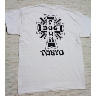 ドッグタウン(DOG TOWN)のドッグタウンTOKYO 東京 バックプリント クロス Tシャツ 半袖(Tシャツ/カットソー(半袖/袖なし))