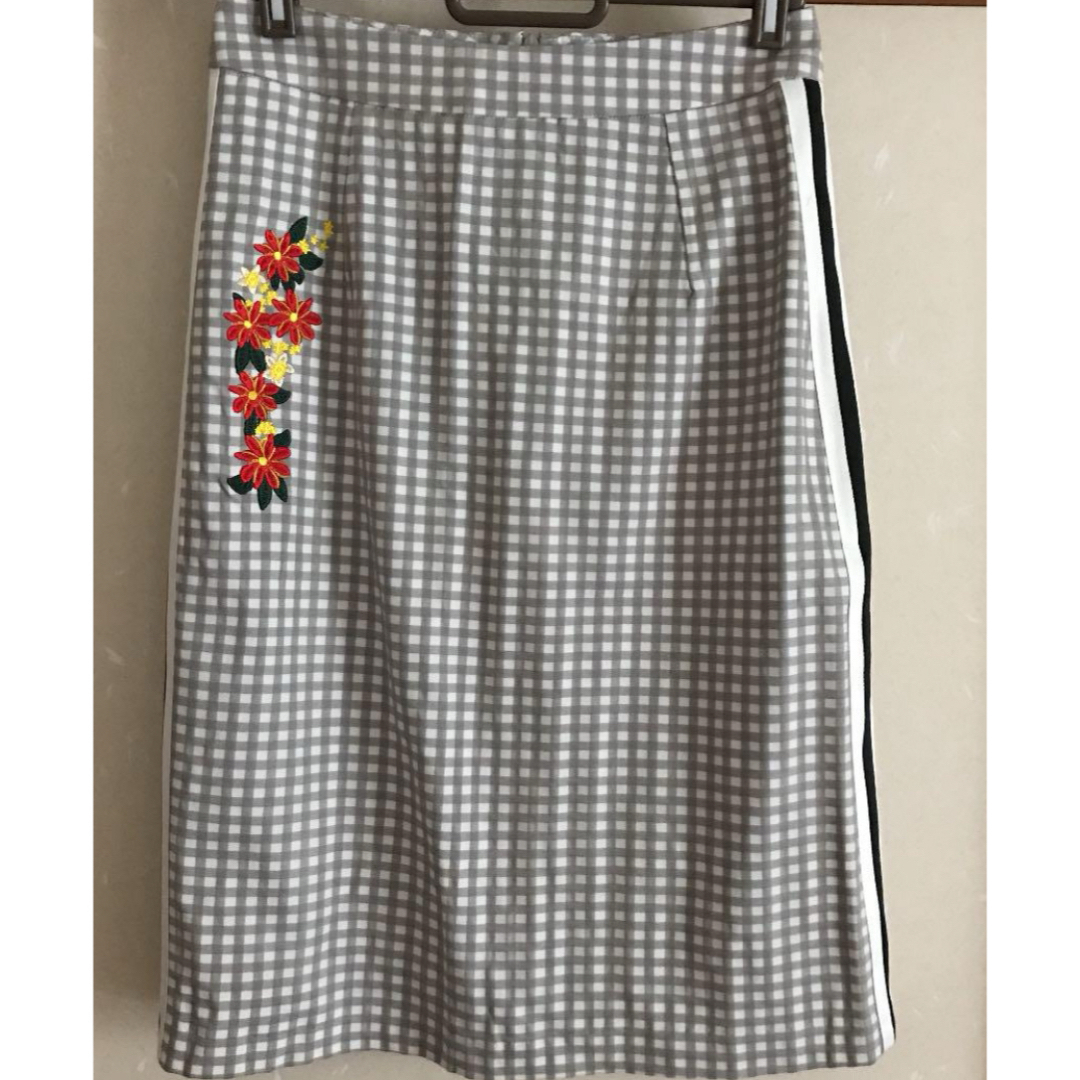 【SALE】新品ストレッチデニム系ギンガムチェック膝丈スカート レディースのスカート(ひざ丈スカート)の商品写真