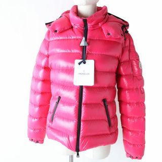 モンクレール ピンク ダウンコート(レディース)の通販 43点 | MONCLER