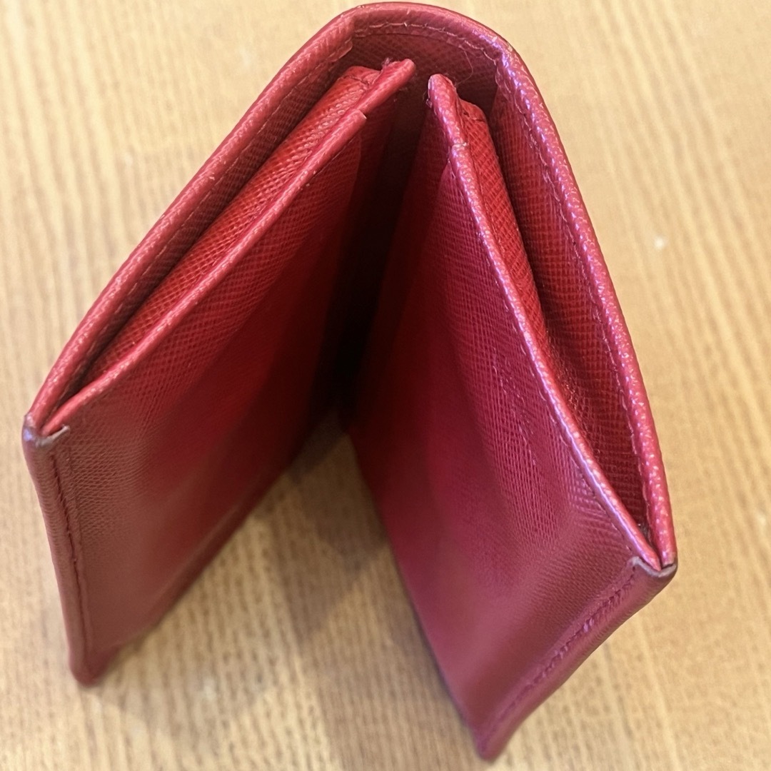 PRADA(プラダ)のPRADA カードケース 赤 レディースのファッション小物(パスケース/IDカードホルダー)の商品写真