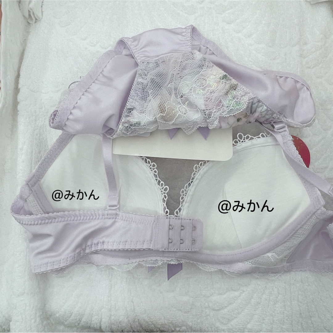 淡色フラワープリントブラショーツセット(パープル) レディースの下着/アンダーウェア(ブラ&ショーツセット)の商品写真