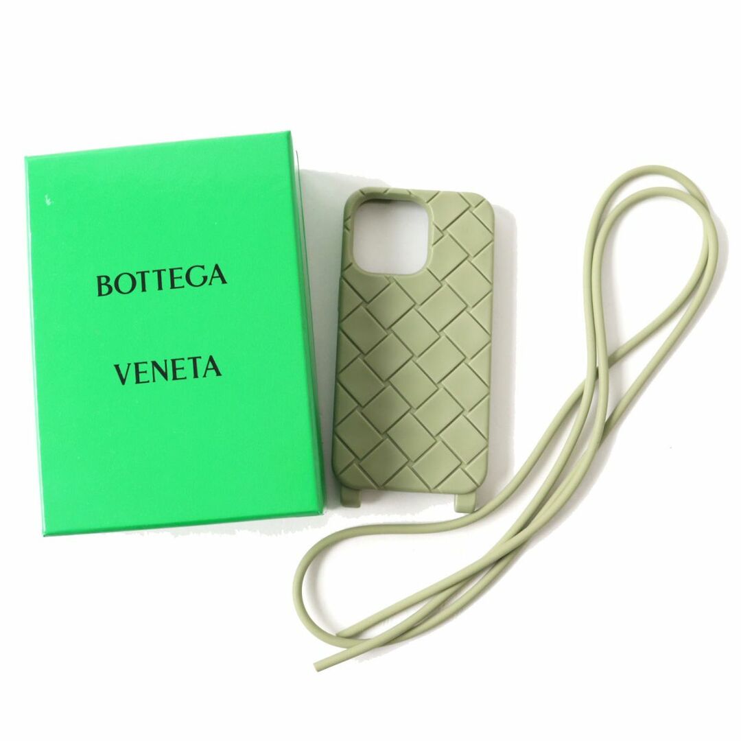 Bottega Veneta(ボッテガヴェネタ)の極美品△BOTTEGAVENETA ボッテガヴェネタ 690685 iphone 13/13Pro スマホケース モバイルカバー シリコン ストラップ付 アッシュグリーン系 レディースのファッション小物(その他)の商品写真