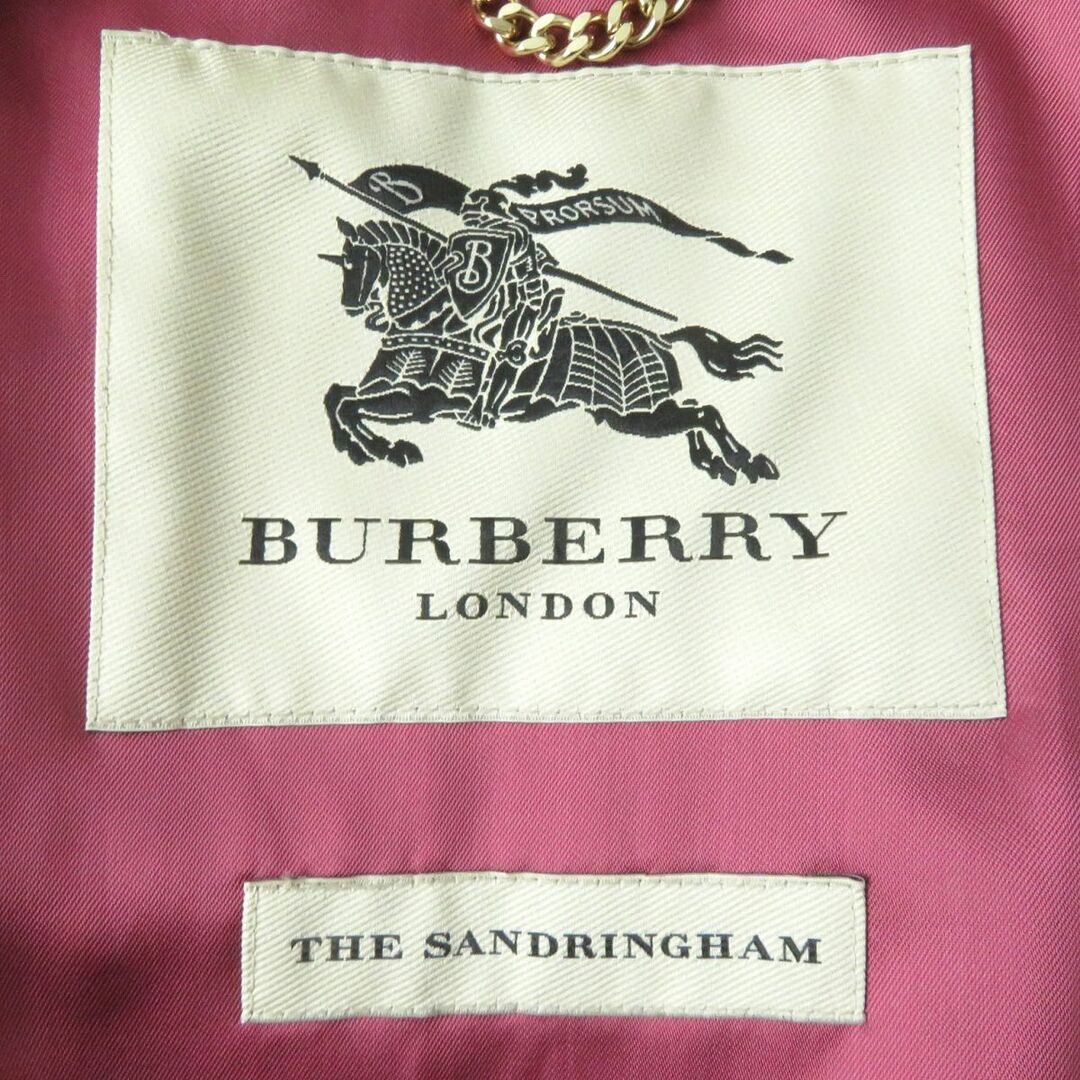 BURBERRY(バーバリー)の未使用△バーバリー サンドリンガム 3991117 襟裏ノバチェック柄 ロゴボタン ベルト付 カシミヤ100％ トレンチコート ピンク 42 レディース レディースのジャケット/アウター(トレンチコート)の商品写真