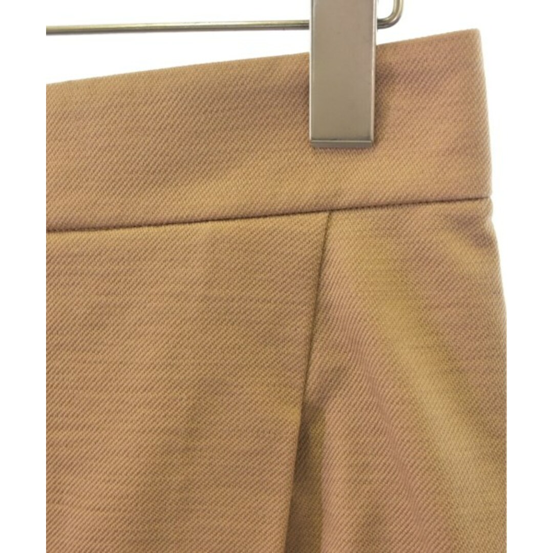 UNITED ARROWS(ユナイテッドアローズ)のUNITED ARROWS ひざ丈スカート 40(M位) ベージュ 【古着】【中古】 レディースのスカート(ひざ丈スカート)の商品写真