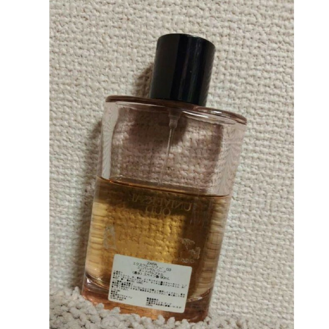 ZARA(ザラ)のZARA UNIVERSAL OUD　ユニバーサルウード オードパルファム コスメ/美容の香水(ユニセックス)の商品写真