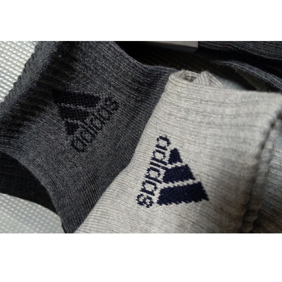 adidas(アディダス)のキッズ　アディダス　ソックス　18~22cm キッズ/ベビー/マタニティのこども用ファッション小物(靴下/タイツ)の商品写真