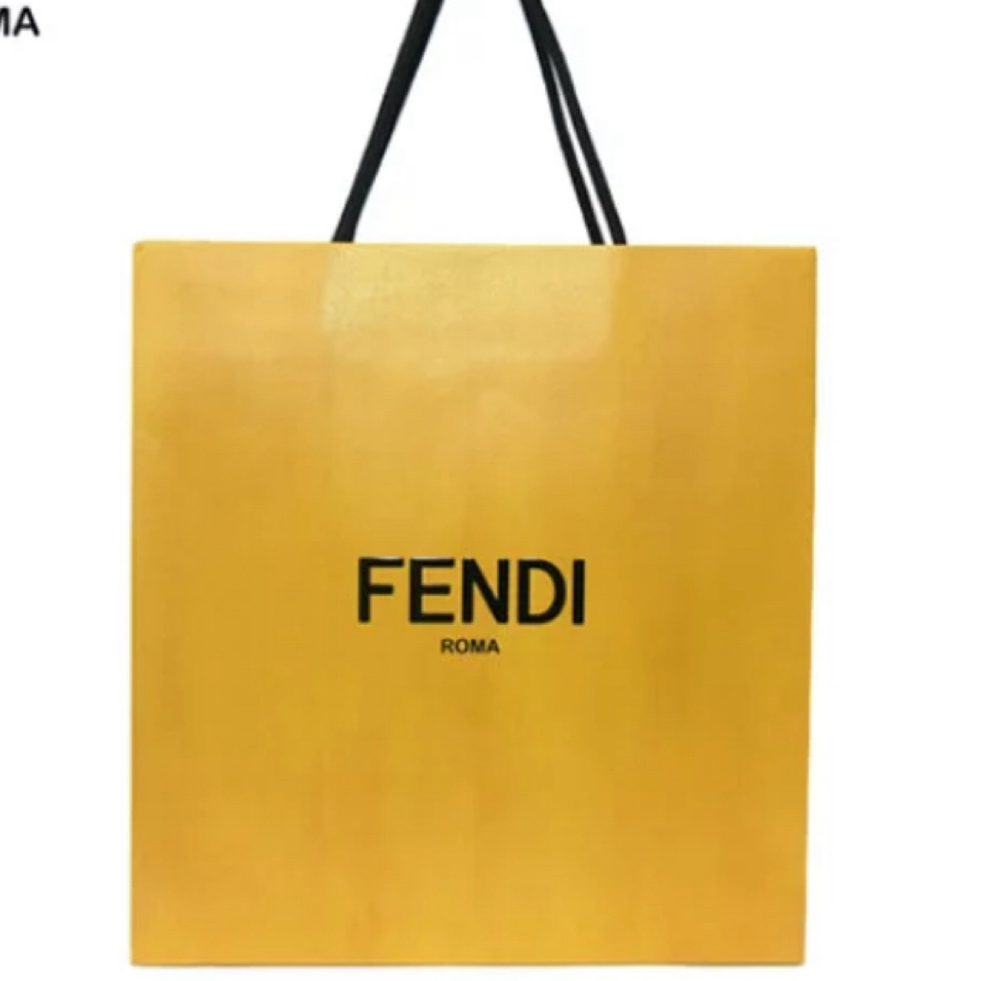 FENDI(フェンディ)のFENDI ショッパー　新品　リボン付き レディースのバッグ(ショップ袋)の商品写真