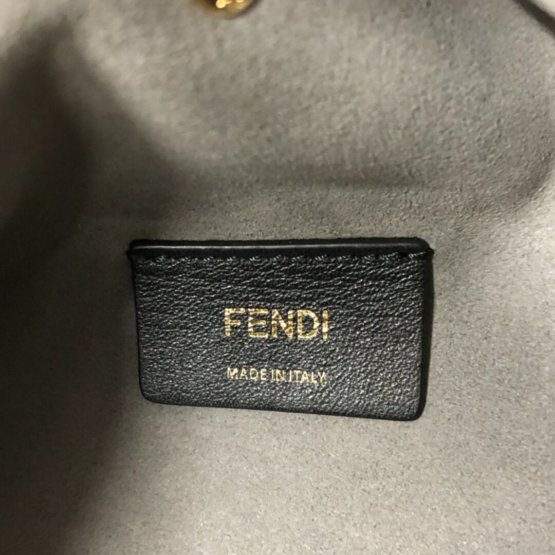 FENDI(フェンディ)の　フェンディ FENDI オーロックジップショルダーバック 8BR805 グレー ファブリック レディース ショルダーバッグ レディースのバッグ(ショルダーバッグ)の商品写真