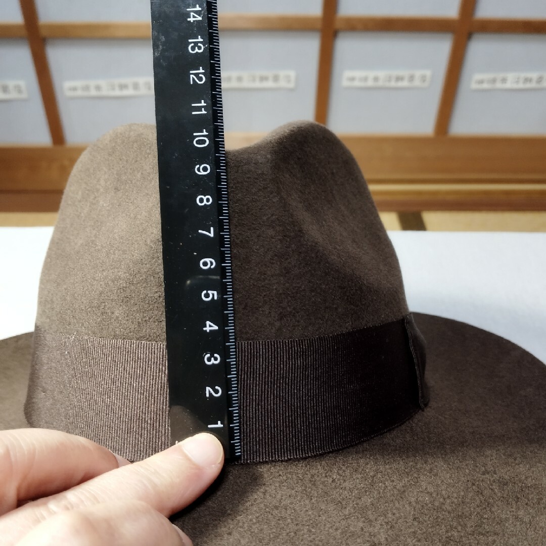 24010101　サイズ59　焦茶色　高品質　英国式フェドラ帽子ウール100％ メンズの帽子(ハット)の商品写真