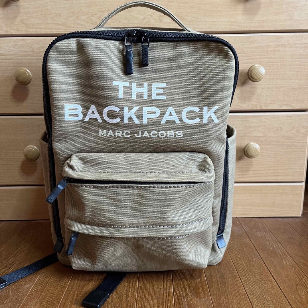 MARC JACOBS(マークジェイコブス)のマークジェイコブス バックパック リュック バッグカーキ レディースのバッグ(リュック/バックパック)の商品写真