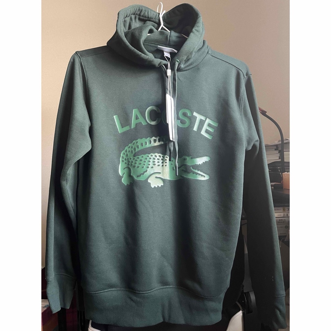 LACOSTE(ラコステ)の新品　ラコステ　グリーン　パーカー メンズのトップス(パーカー)の商品写真