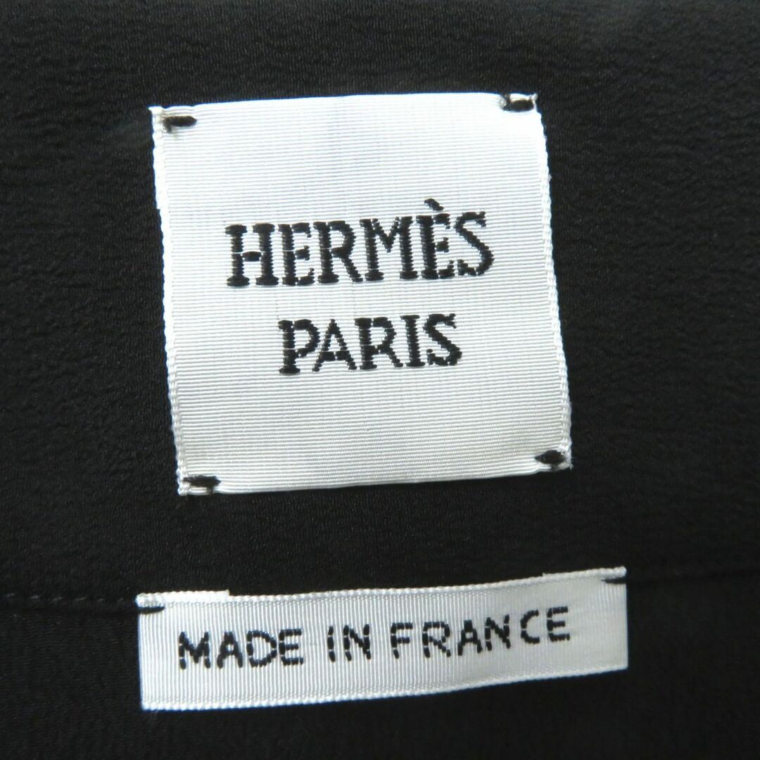 Hermes(エルメス)の未使用品◎正規品 22SS HERMES エルメス シルク100% ラップスカート／巻きスカート ブラック×シルバー金具 36 タグ付き フランス製　m08-st30320-352 レディースのスカート(ミニスカート)の商品写真