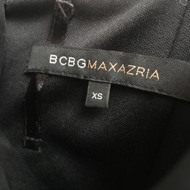 BCBGMAXAZRIA(ビーシービージーマックスアズリア)の リトル ブラック ドレス🎀BCBGシルク100% レディースのワンピース(ひざ丈ワンピース)の商品写真