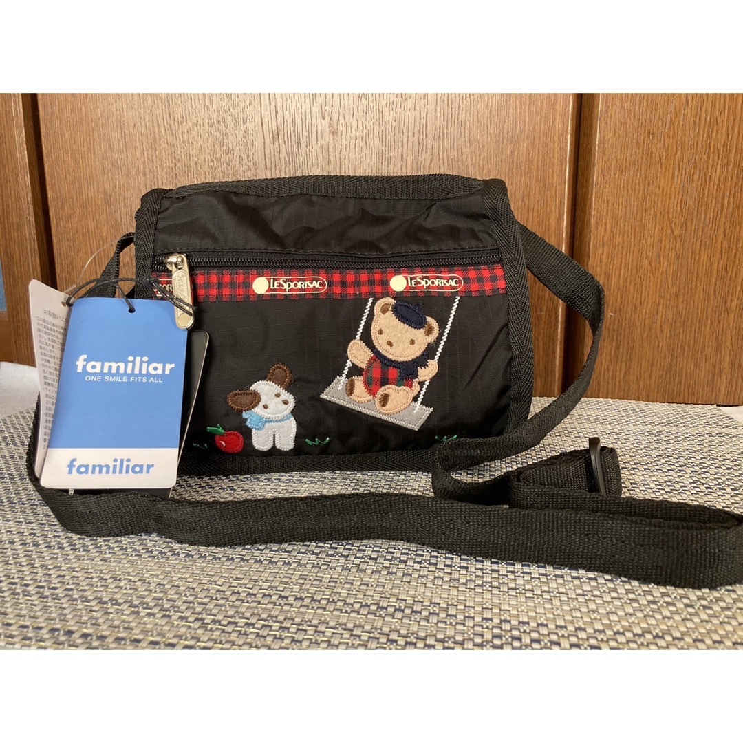 LeSportsac(レスポートサック)の【LeSportsac】ファミリアコラボ ショルダーバック(新品未使用) レディースのバッグ(ショルダーバッグ)の商品写真