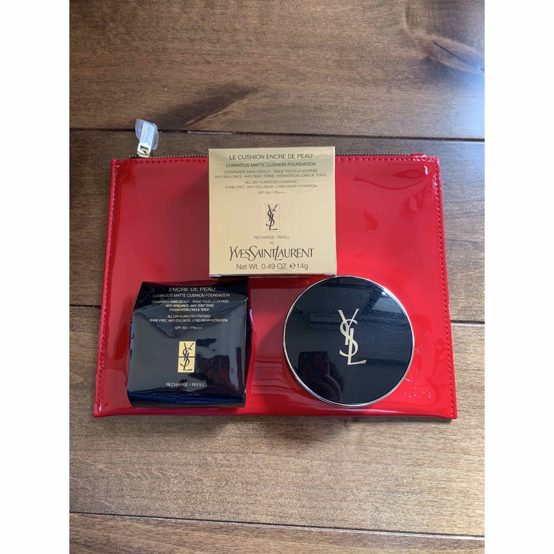 Yves Saint Laurent(イヴサンローラン)のうみんちゅさま専用品 コスメ/美容のベースメイク/化粧品(ファンデーション)の商品写真