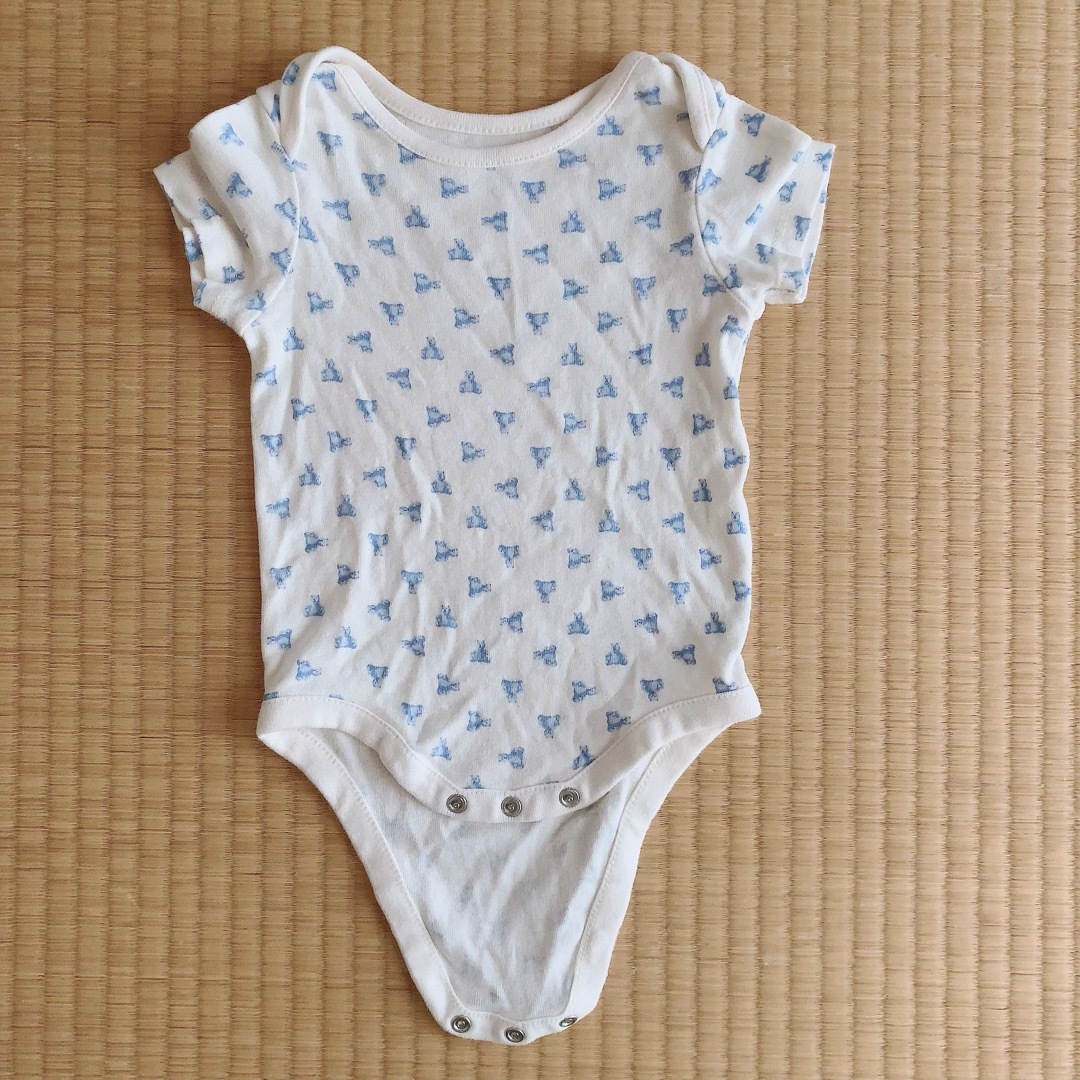 babyGAP(ベビーギャップ)のサイズ60 Baby Gap クマちゃん 半袖 肌着2点セット キッズ/ベビー/マタニティのベビー服(~85cm)(肌着/下着)の商品写真