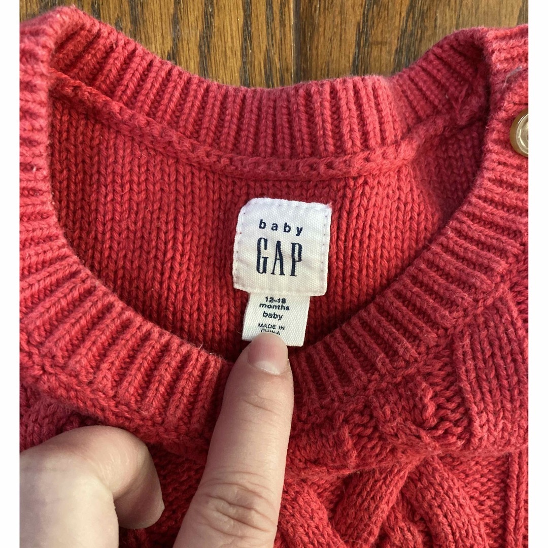 babyGAP(ベビーギャップ)のBaby Gap ケーブルニット　80 キッズ/ベビー/マタニティのベビー服(~85cm)(ニット/セーター)の商品写真