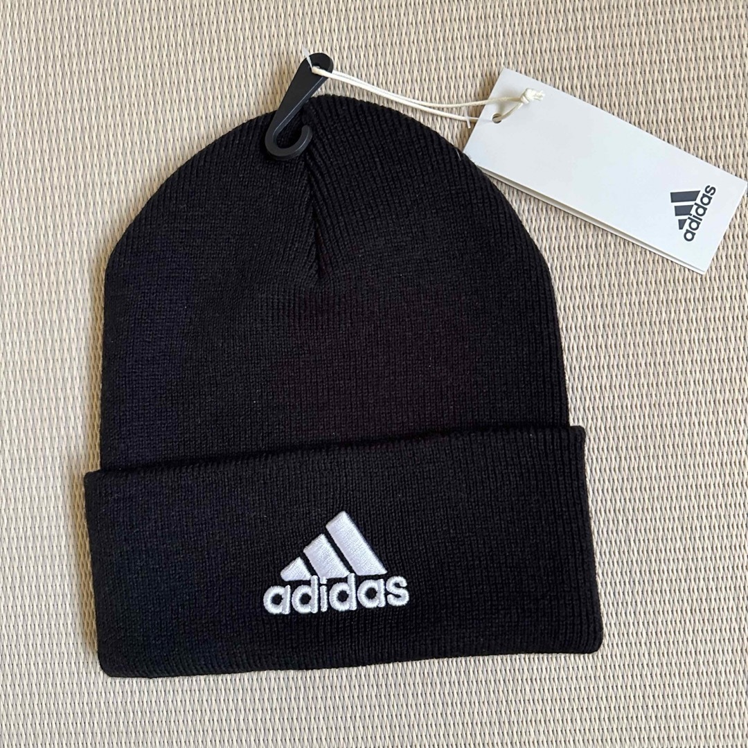 adidas(アディダス)のadidas アディダス ニット帽 ブラック メンズの帽子(ニット帽/ビーニー)の商品写真