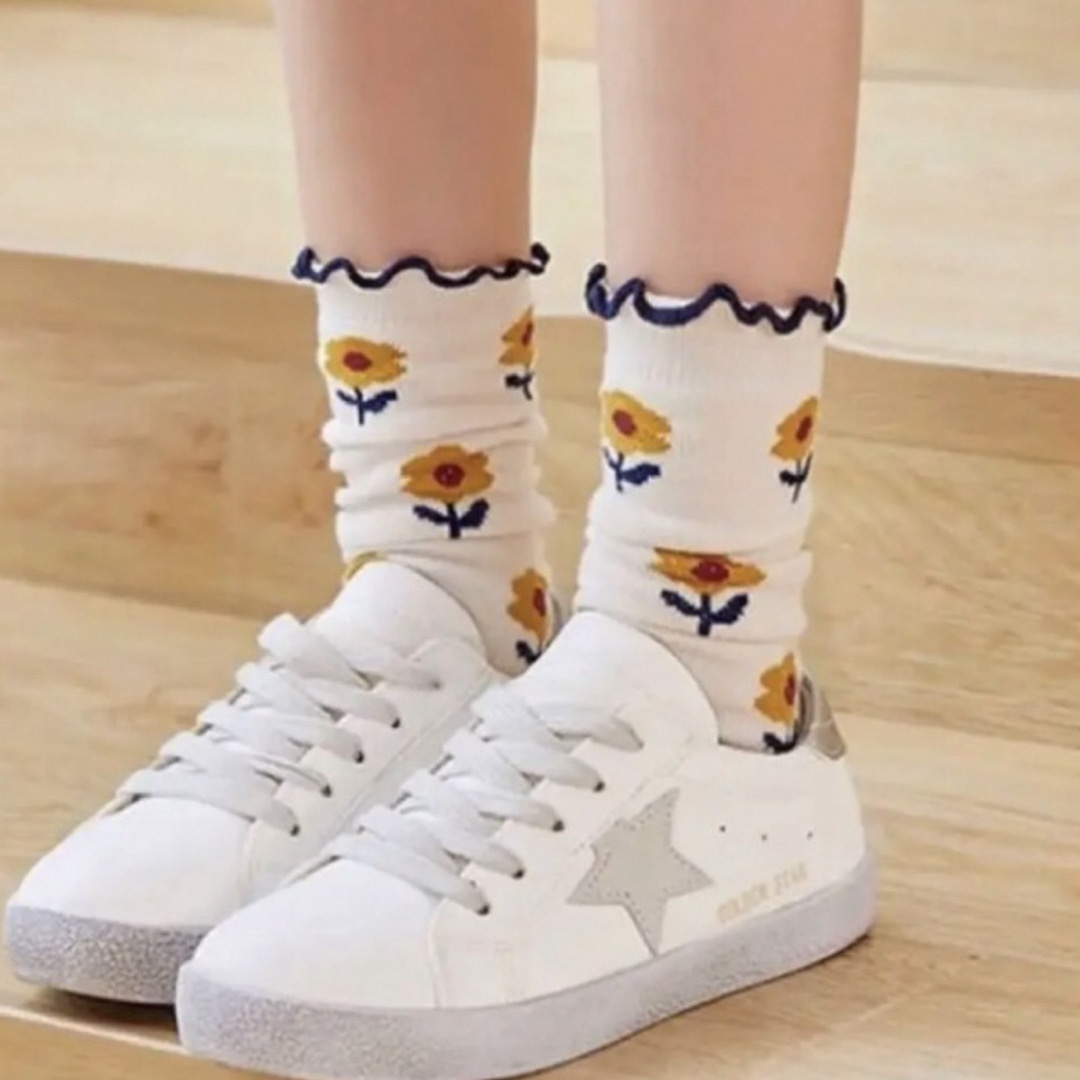 ENDO SOCKS 可愛い柄たくさんの子供のハイソックス お得セール品 キッズ/ベビー/マタニティのこども用ファッション小物(靴下/タイツ)の商品写真