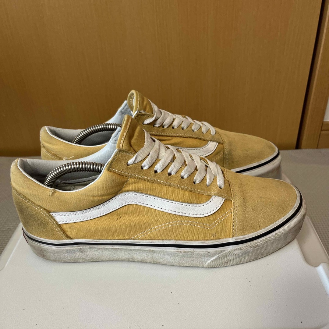 OLD SKOOL（VANS）(オールドスクール)のvans old school 27.0 イエロー メンズの靴/シューズ(スニーカー)の商品写真