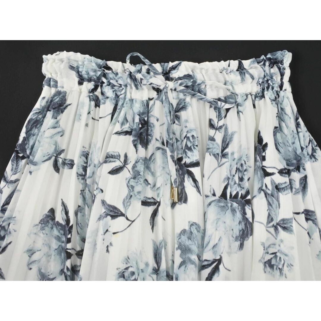 COCO DEAL(ココディール)のCOCODEAL ココディール 花柄 プリーツギャザー スカート size1/白ｘ紺 ■■ レディース レディースのスカート(ミニスカート)の商品写真