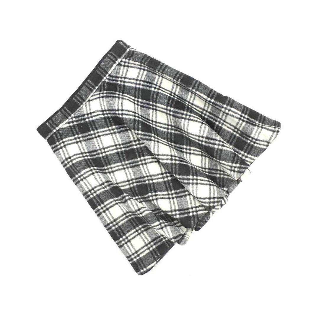 CROLLA(クローラ)のCROLLA クローラ ウール混 チェック フレア スカート size38/白ｘ黒 ◇■ レディース レディースのスカート(ミニスカート)の商品写真