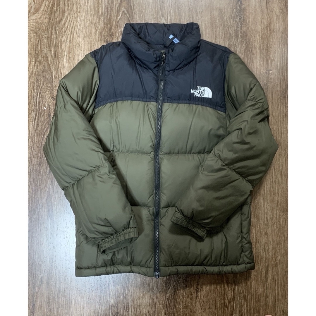 THE NORTH FACE(ザノースフェイス)の美品　THE NORTH FACE ヌプシダウンジャケット　140 キッズ/ベビー/マタニティのキッズ服男の子用(90cm~)(ジャケット/上着)の商品写真