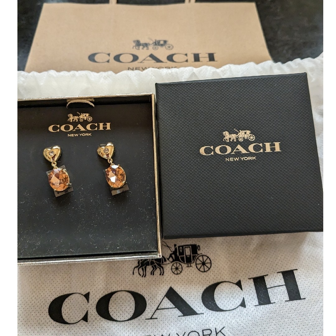 COACH(コーチ)のコーチ　ゴールドピアス レディースのアクセサリー(ピアス)の商品写真