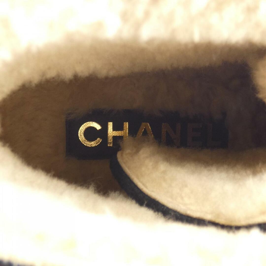 CHANEL(シャネル)のシャネル CHANEL ブーツ レディースの靴/シューズ(ブーツ)の商品写真