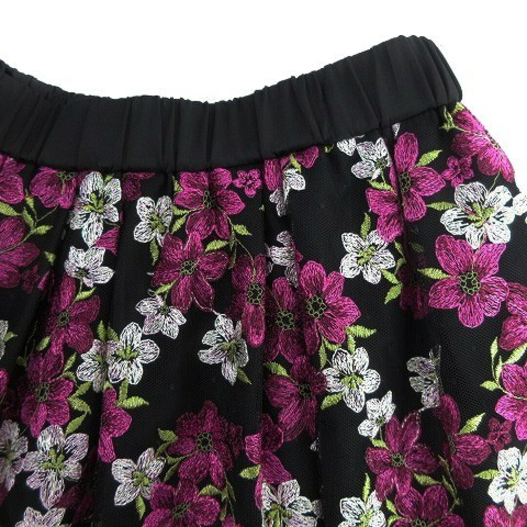 NATURAL BEAUTY(ナチュラルビューティー)のナチュラルビューティー スカート フレア ウエストゴム 刺繡 38 黒 ボトムス レディースのスカート(ロングスカート)の商品写真