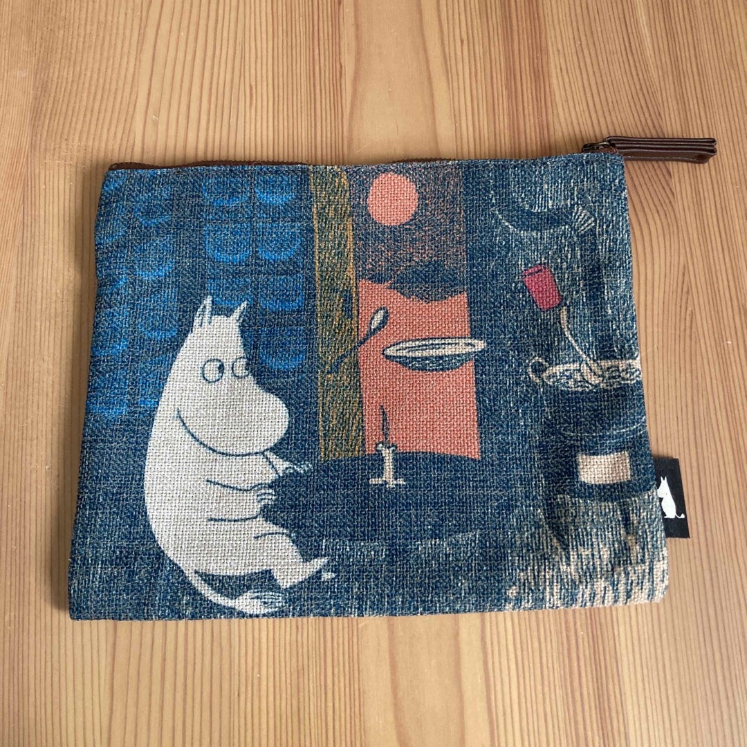 MOOMIN(ムーミン)のムーミンポーチとムーミンソックス レディースのファッション小物(ポーチ)の商品写真