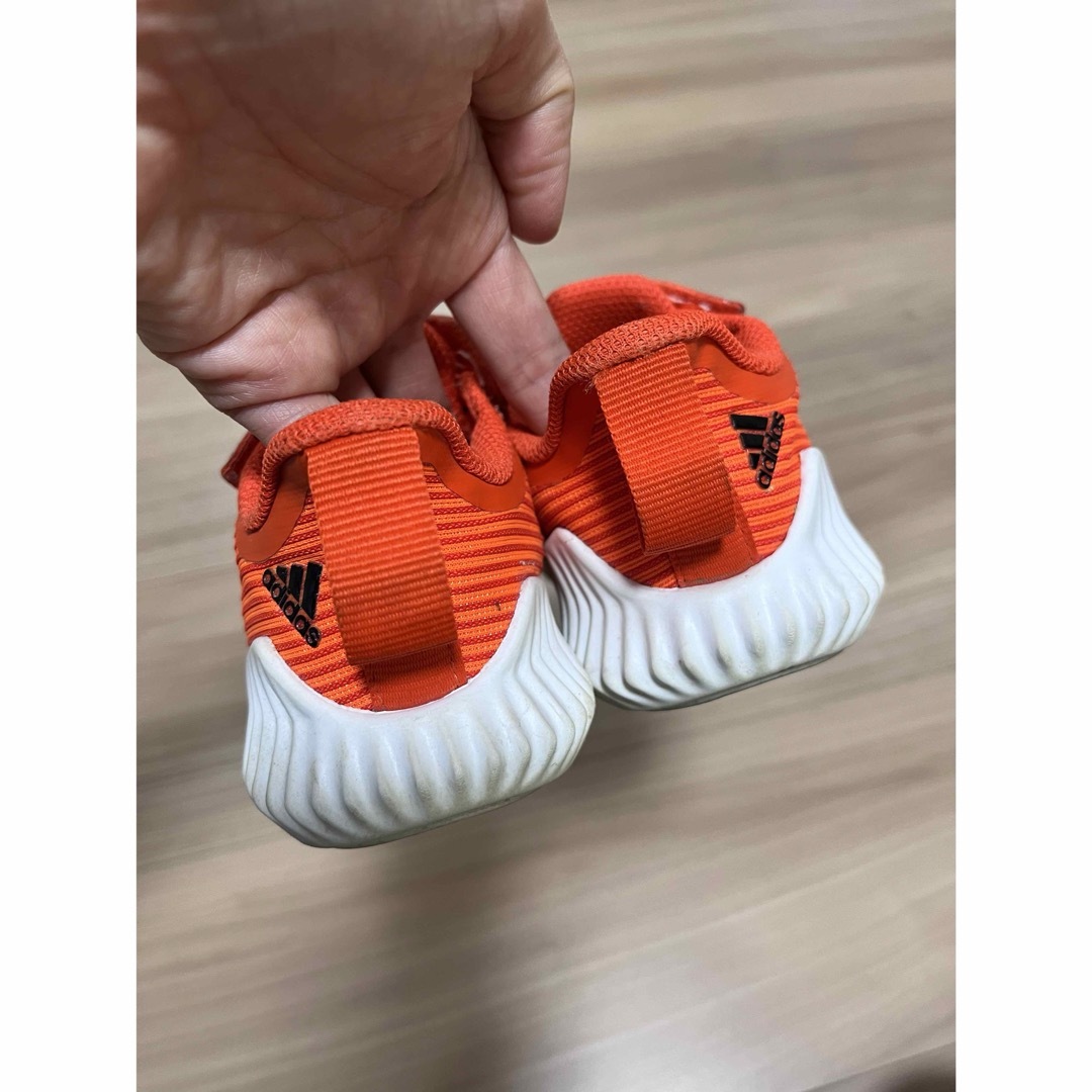 adidas(アディダス)のadidas 14.0cm キッズ/ベビー/マタニティのベビー靴/シューズ(~14cm)(スニーカー)の商品写真